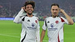 Janis Antiste (l.) spielte eine halbe Saison für den 1. FC Nürnberg