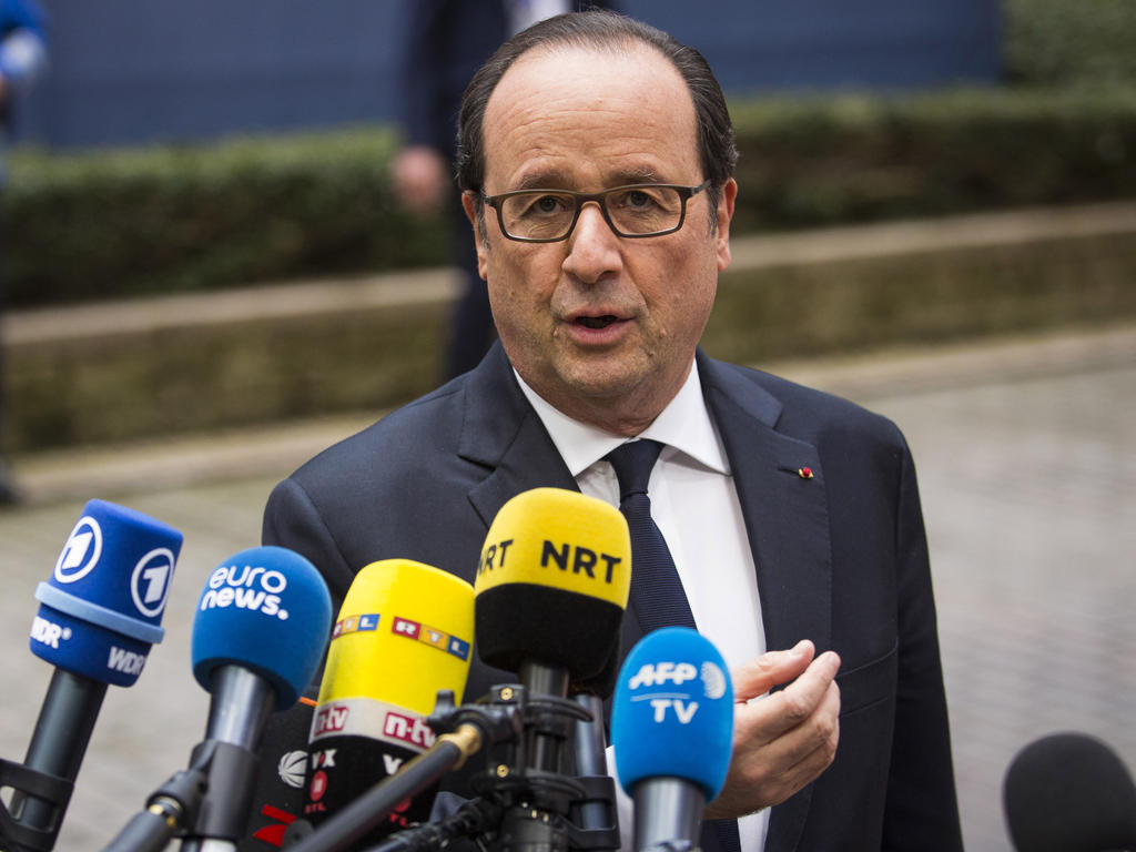 Hollande deutet Absprachen zwischen 