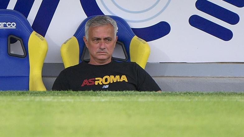 Trainiert derzeit die Mannschaft des AS Rom: José Mourinho