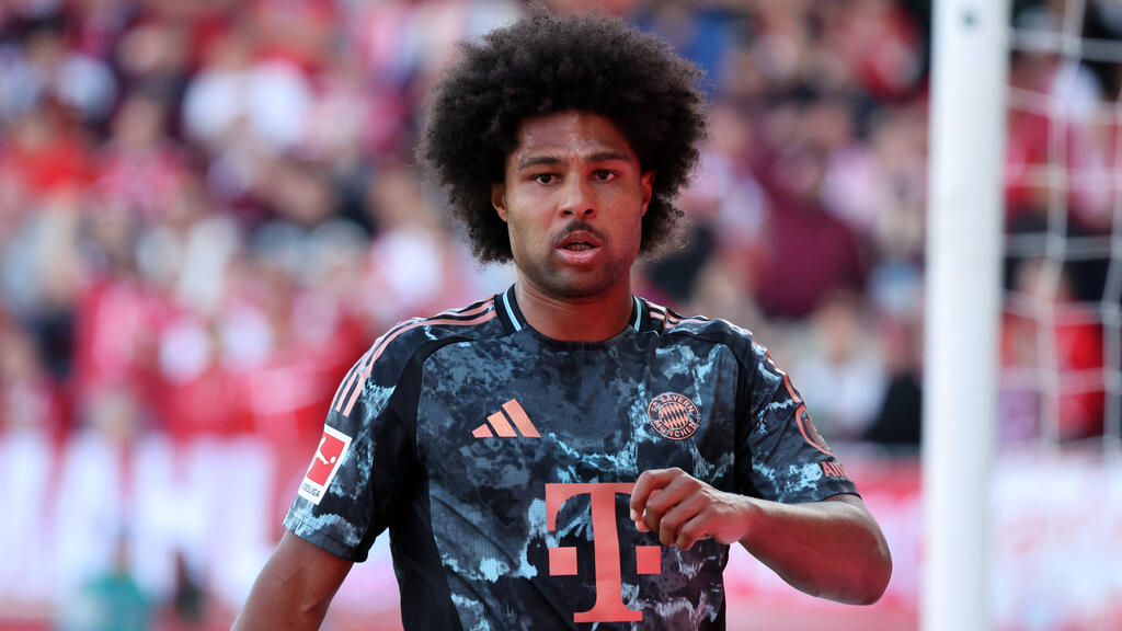Serge Gnabrys Zukunft beim FC Bayern ist noch ungewiss Serge Gnabrys Zukunft beim FC Bayern ist noch ungewiss