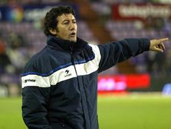 El experimentado Juan Carlos Mandiá es el nuevo entrenador del colista Sabadell. (Foto: Imago)