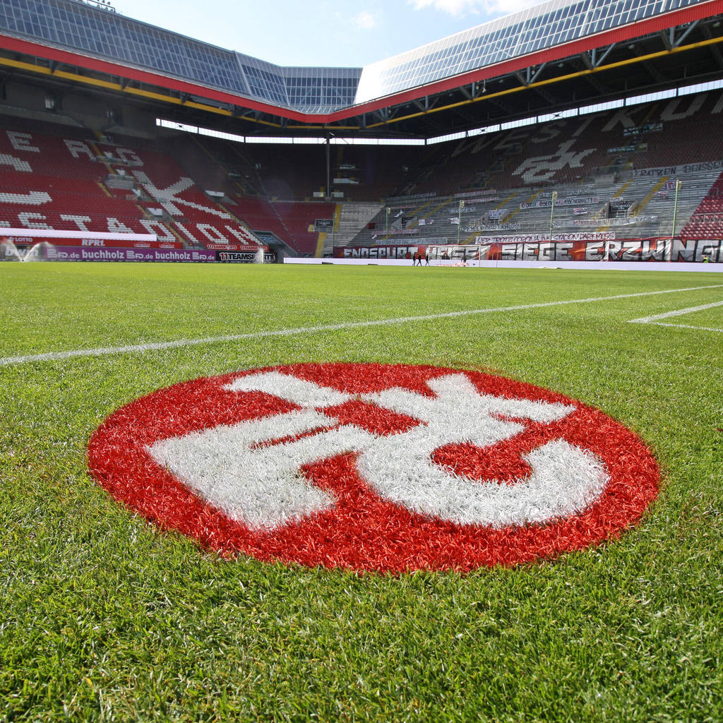 Platz 83: 1. FC Kaiserslautern - 13 Punkte (8 Spiele)