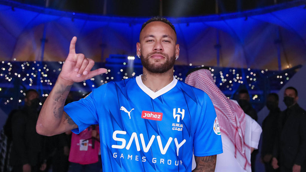 Neymar wechselte erst am Dienstag nach Saudi-Arabien Neymar wechselte erst am Dienstag nach Saudi-Arabien