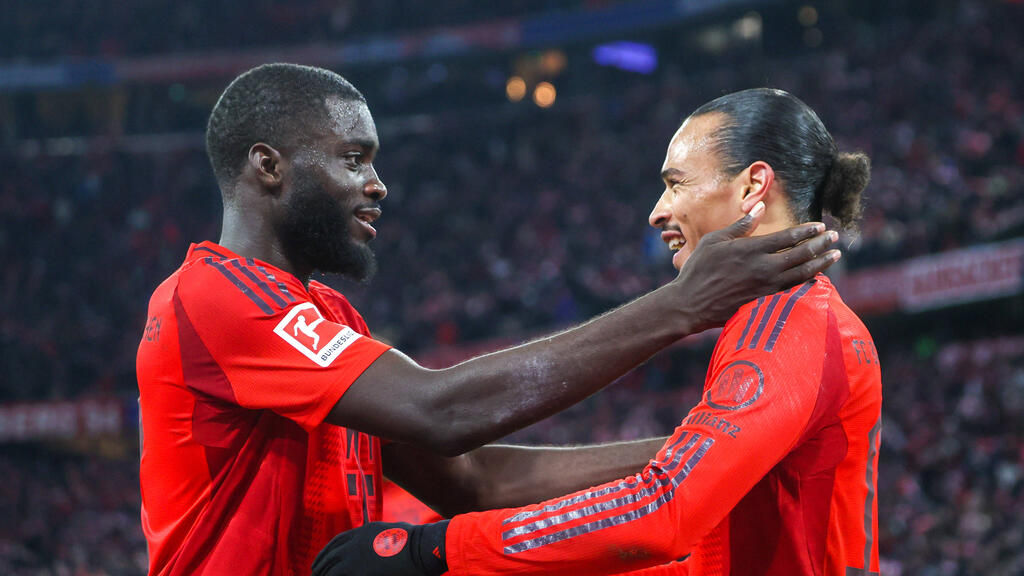 Bleibt Dayot Upamecano (l.) langfristig beim FC Bayern? Bleibt Dayot Upamecano (l.) langfristig beim FC Bayern?