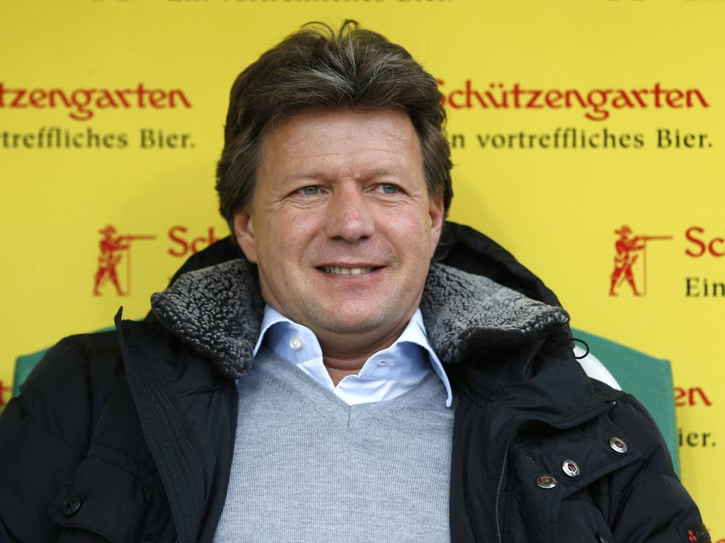 Vollsten Einsatz und mehr Effizienz in der Offensive forderte St. Gallens Trainer Jeff Saibene vor dem Spiel der 22. Super-League-Runde gegen Lausanne Vollsten Einsatz und mehr Effizienz in der Offensive forderte St. Gallens Trainer Jeff Saibene vor dem Spiel der 22. Super-League-Runde gegen Lausanne