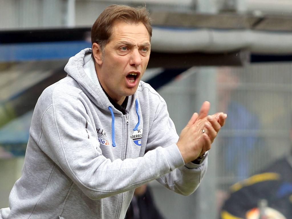 SCP-Coach René Müller befördert einen Jugend-Torwart