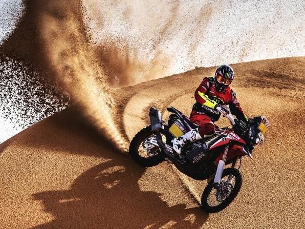 Joan Barreda entschied die erste Dakar-Etappe mit seiner Honda für sich Joan Barreda entschied die erste Dakar-Etappe mit seiner Honda für sich