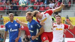Bittere Klatsche für den FC Schalke 04 bei Jahn Regensburg