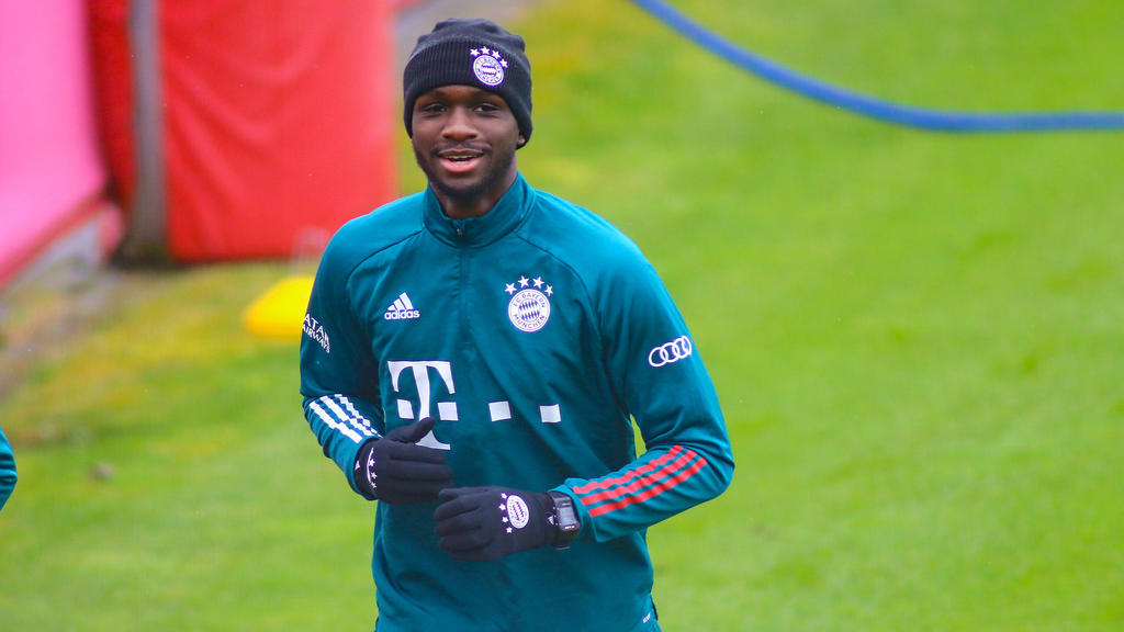 Tanguy Ninazou könnte bald wieder für den FC Bayern auf dem Rasen stehen Tanguy Ninazou könnte bald wieder für den FC Bayern auf dem Rasen stehen