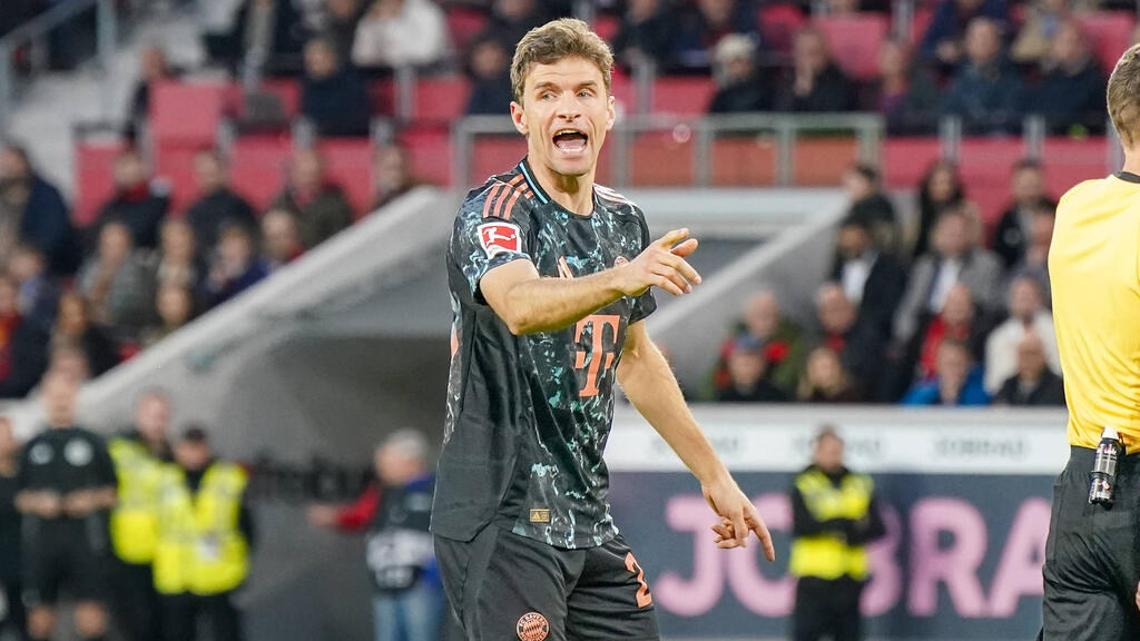 Thomas Müller lässt seine Zukunft beim FC Bayern weiter offen