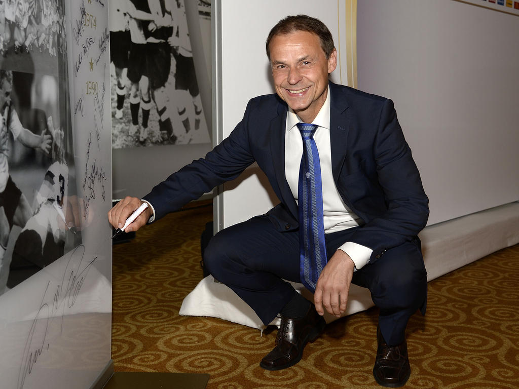 Olaf Thon rechnet mit einer überraschenden Antwort in der Olaf Thon rechnet mit einer überraschenden Antwort in der