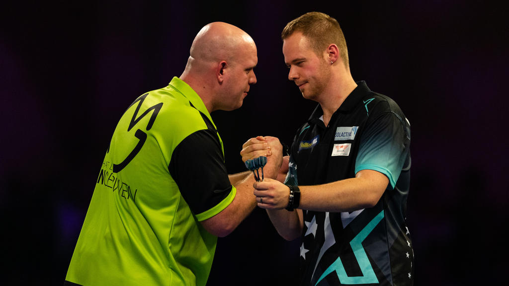 Michael van Gerwen ließ Max Hopp kaum eine Chance Michael van Gerwen ließ Max Hopp kaum eine Chance