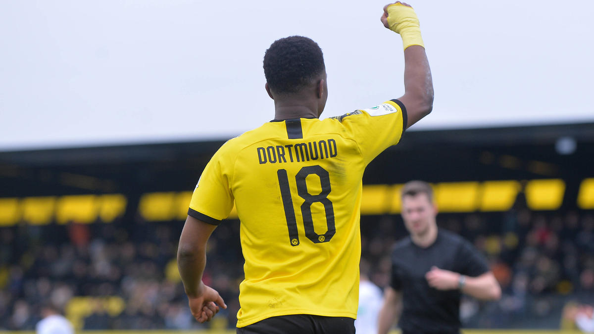 Youssoufa Moukoko mit nächstem Tor-Rekord für den BVB Youssoufa Moukoko mit nächstem Tor-Rekord für den BVB