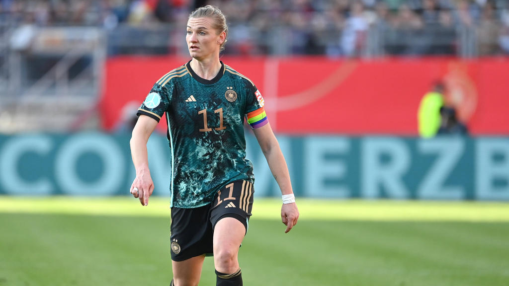 Alexandra Popp hat den WM-Triumph als Ziel ausgerufen.