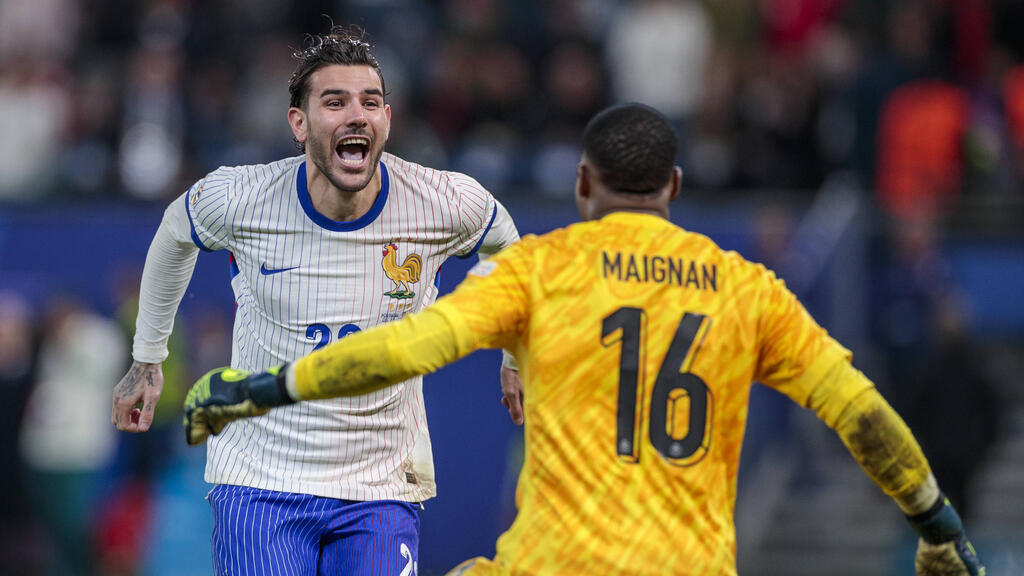 Theo Hernández und Mike Maignan werden wohl nicht zum FC Bayern wechseln