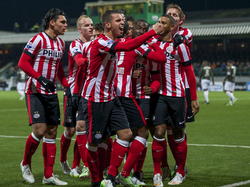 PSV viert feest na de 1-3 tegen FC Dordrecht. (06-12-2014)