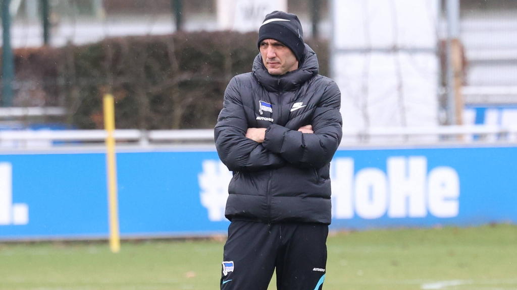 Vom Wirbel um Investor Windhorst will sich Hertha-Coach Korkut nicht beeinflussen lassen
