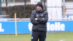 Vom Wirbel um Investor Windhorst will sich Hertha-Coach Korkut nicht beeinflussen lassen
