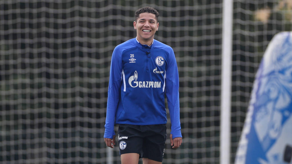 Amine Harit steht beim FC Schalke 04 unter Vertrag