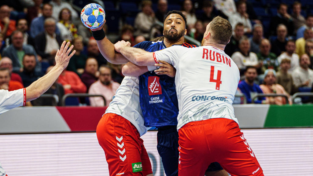 Handball-EM 2024  Frankreich stolpert, Spanien siegt souverän