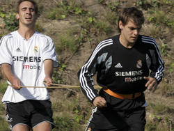Jonathan Woodgate (dcha.) en un entreno con el Real Madrid. (Foto: Getty)