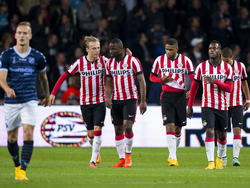 De spelers van PSV vieren het openingsdoelpunt van Jetro Willems tegen FC Utrecht in de tweede ronde van de KNVB Beker. (25-09-2014). 