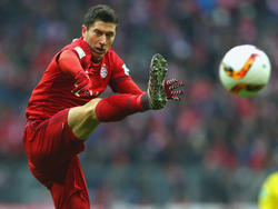 Münchens Lewandowski will die Bayern heute in Gladbach zur Herbstmeisterschaft schießen