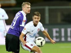 Hier noch für Nürnberg am Ball: Aalborgs neuer Stürmer Jakub Sylvestr