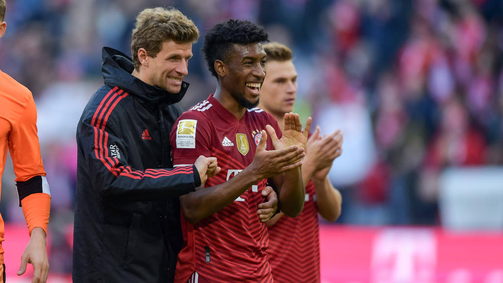 Thomas Müller (l.) neben Bayern-Teamkollege Kingsley Coman
