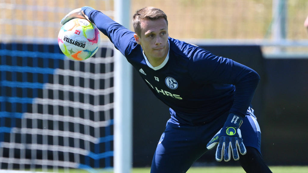 Die neue Nummer eins auf Schalke: Alexander Schwolow