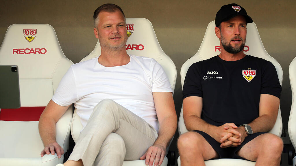 Fabian Wohlgemuth (l.) ist Sportvorstand beim VfB Stuttgart Fabian Wohlgemuth (l.) ist Sportvorstand beim VfB Stuttgart