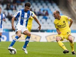 Im Spiel zwischen Real Sociedad und Villareal zeigte Xabi Prieto (l.) im Dribbling gegen Borja Valero (r.) seine technischen Fähigkeiten. Unter anderem kam der Assist, der zum 1:1-Endstand führte, von ihm. (22.04.2012)