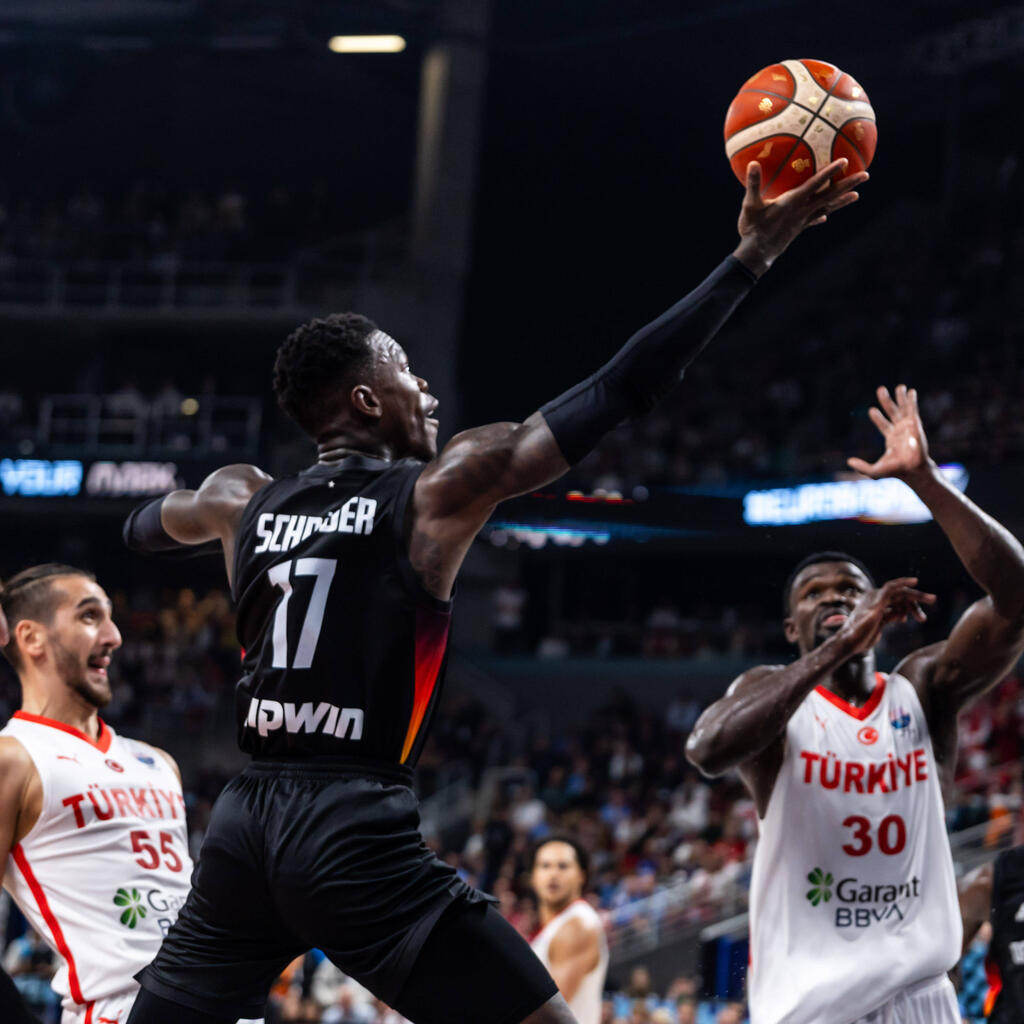 Point Guard | Dennis Schröder - Note: 1+