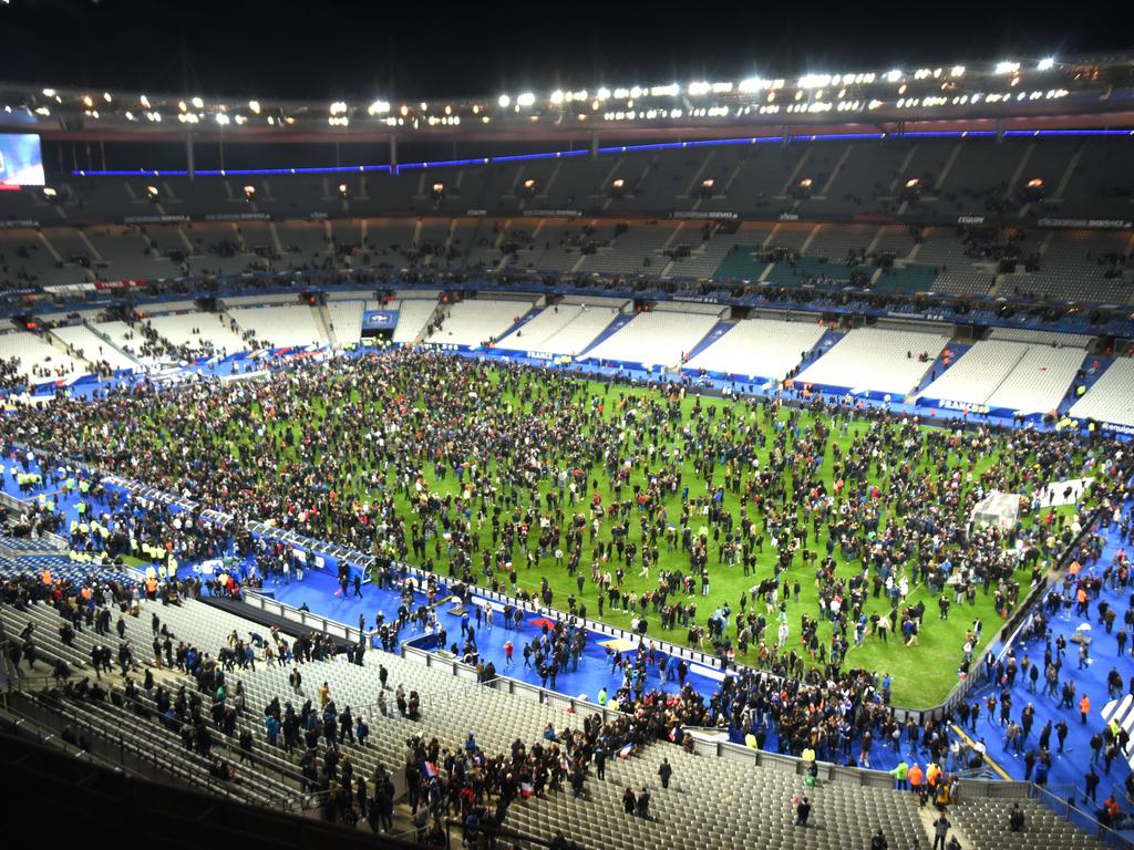 Die Zuschauer im Stade de France entkamen wohl nur knapp einer Katastrophe