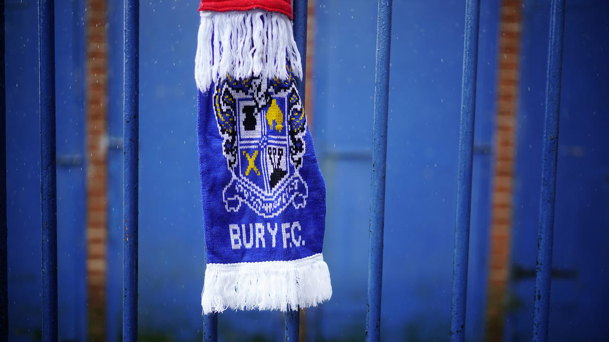 Der Drittligist FC Bury wurde von der englischen Fußball-Liga EFL ausgeschlossen Der Drittligist FC Bury wurde von der englischen Fußball-Liga EFL ausgeschlossen