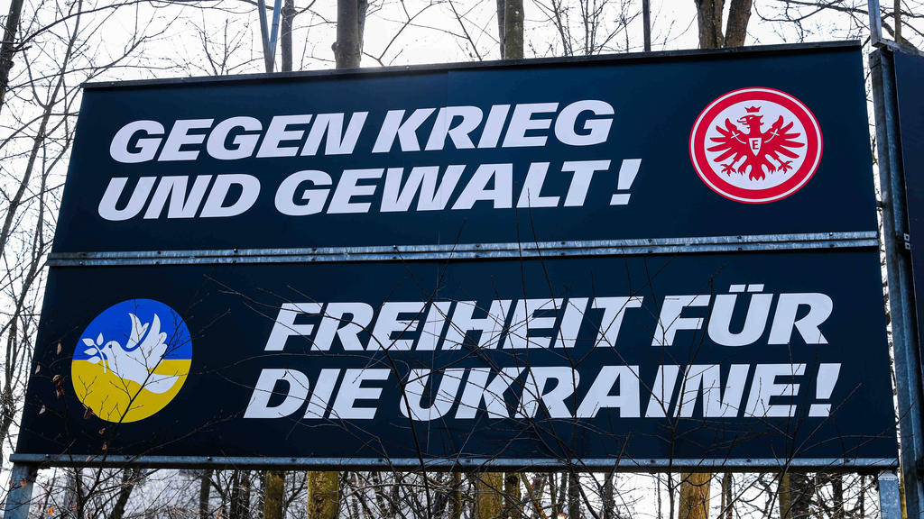 Eintracht Frankfurt beendet die Partnerschaft mit Kaspersky Eintracht Frankfurt beendet die Partnerschaft mit Kaspersky