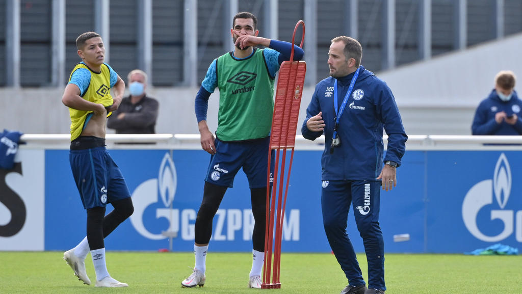 Manuel Baum (r.) will beim FC Schalke 04 einen Manuel Baum (r.) will beim FC Schalke 04 einen