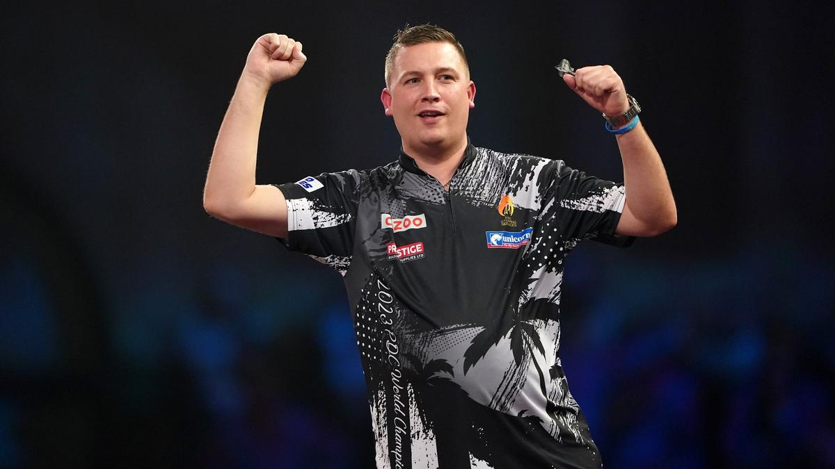 Darts-Profi Chris Dobey gewann in der Premier League den ersten Spieltag