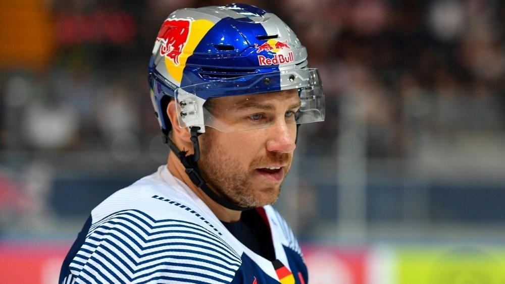 Eishockey Del Vizemeister Red Bull Munchen Muss Lange Auf Derek Roy Verzichten