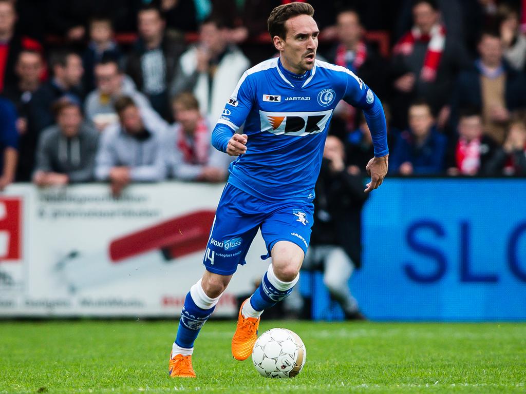 KAA Gent speler Sven Kums  tijdens het duel KV Kortrijk - KAA Gent. (03-05-2015)