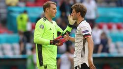 Manuel Neuer und Thomas Müller werden geehrt