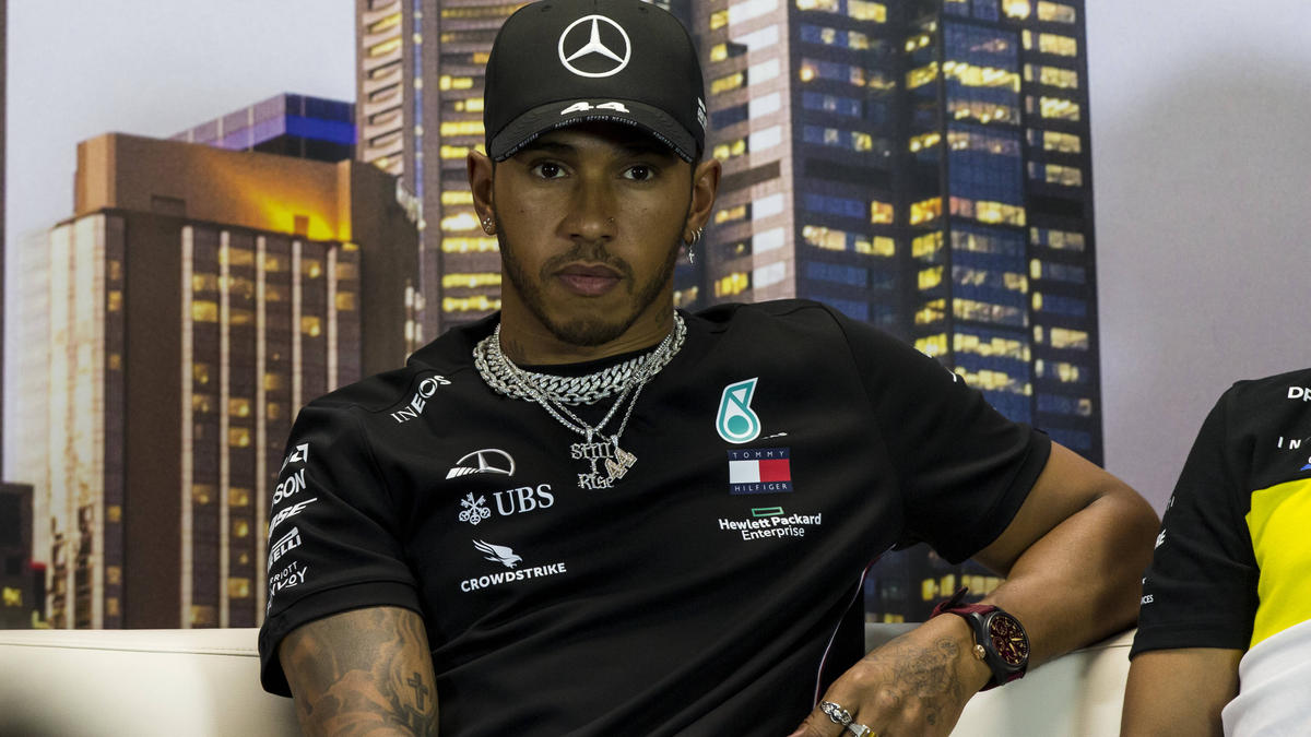 Lewis Hamilton hat sich zur Lage der Welt geäußert Lewis Hamilton hat sich zur Lage der Welt geäußert