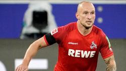 Würde gern länger beim FC Köln bleiben: Toni Leistner am Ball
