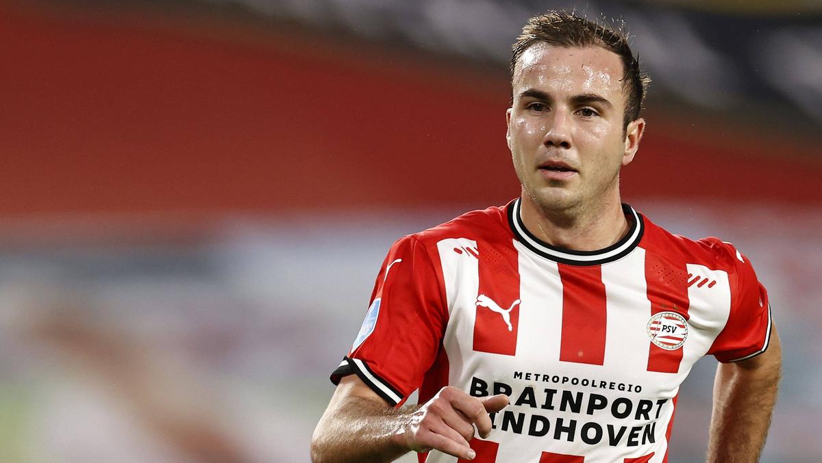 Mario Götze ist von Eindhoven-Trainer Roger Schmidt begeistert Mario Götze ist von Eindhoven-Trainer Roger Schmidt begeistert
