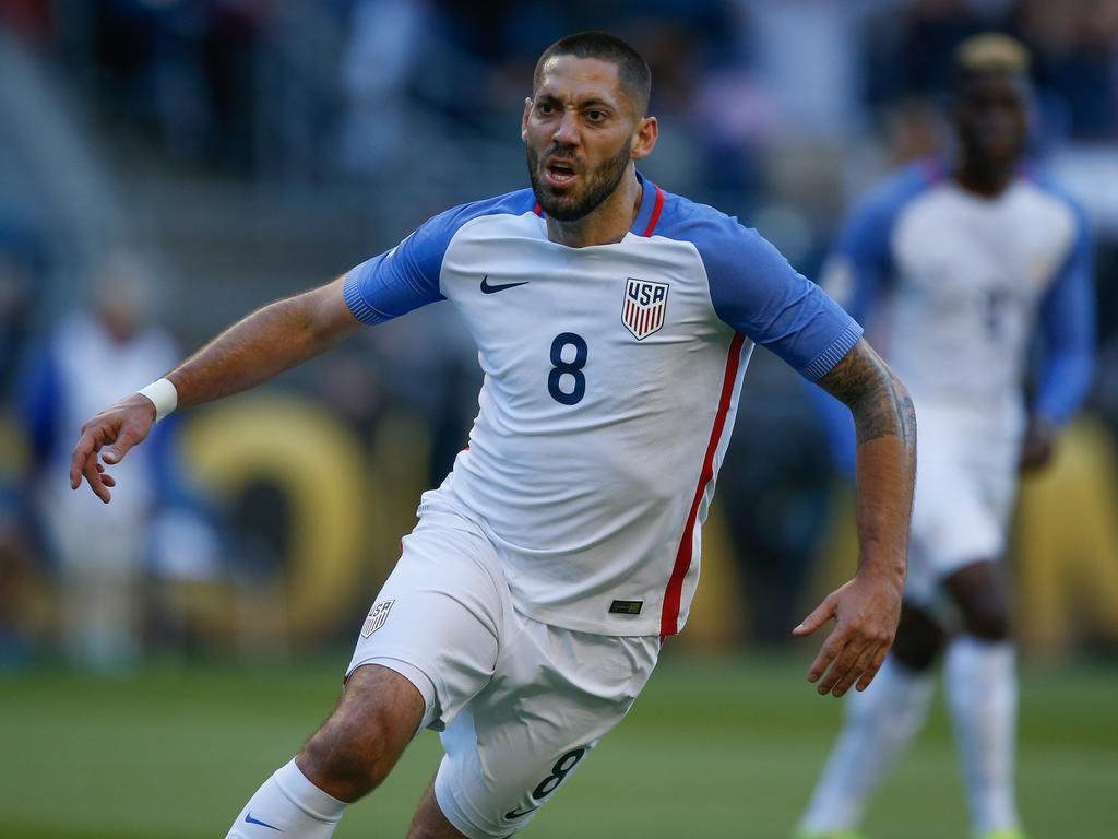 Dempsey anotó ante los ecuatorianos su tercer gol en el torneo. (Foto: Getty) Dempsey anotó ante los ecuatorianos su tercer gol en el torneo. (Foto: Getty)