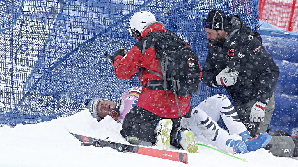 Thomas Dreßen stürzte bei der Abfahrt von Beaver Creek schwer Thomas Dreßen stürzte bei der Abfahrt von Beaver Creek schwer