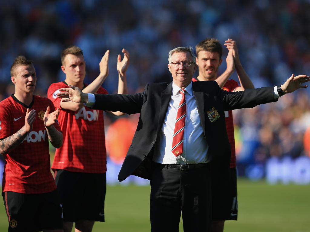 Sir Alex Ferguson tritt von der Fußballbühne ab (19.05.13).