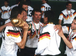 Lothar Matthäus (M.) im WM-Jahr 1990