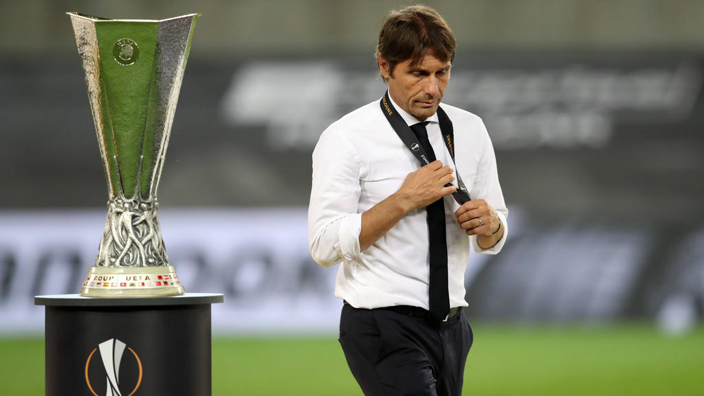 Antonio Conte hat seine Zukunft in Mailand offen gelassen