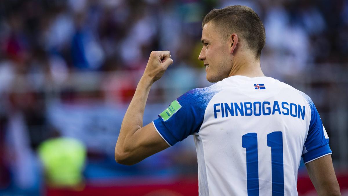 Alfred Finnbogason ist isländischer Nationalspieler Alfred Finnbogason ist isländischer Nationalspieler